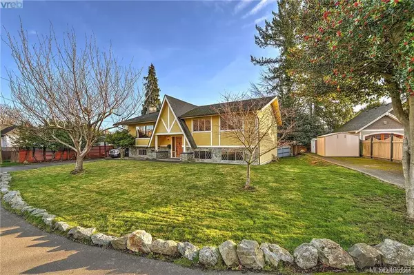 Oak Bay, BC V8S 2Z8,2091 Stonehewer Pl