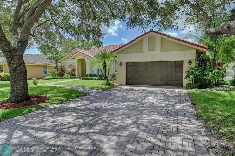 4406 NW 63rd Dr, Coconut Creek, FL 33073