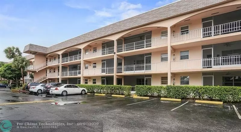 Hallandale, FL 33009,501 Blue Heron Dr  #205A