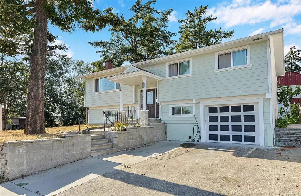 Saanich, BC V8Z 6E6,506 Judah St