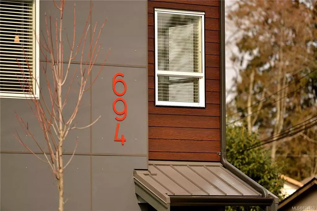 Langford, BC V9B 3P7,694 Hoylake Ave #105