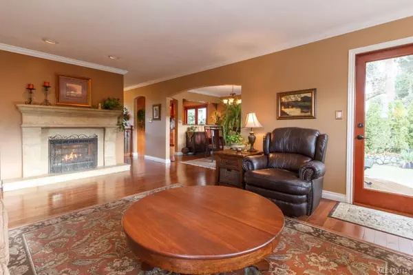 Central Saanich, BC V8Z 5R9,6411 Anndon Pl