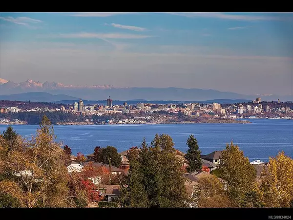 Colwood, BC V9C 0M3,3634 Ridge View Terr