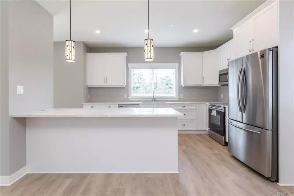 Langford, BC V9C 0M6,3608 Honeycrisp Ave