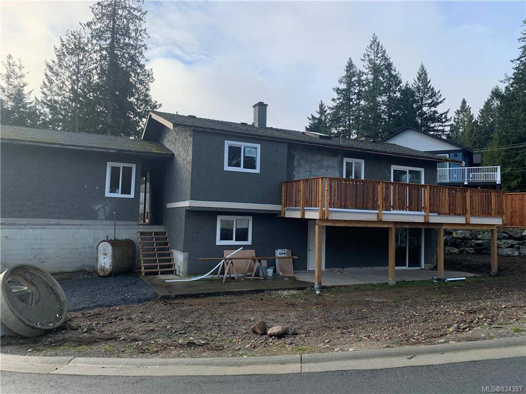 Colwood, BC V9B 1X7,3299 Marty Lane