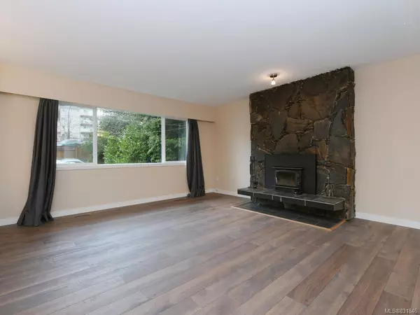 Colwood, BC V9B 2P8,390 Wale Rd