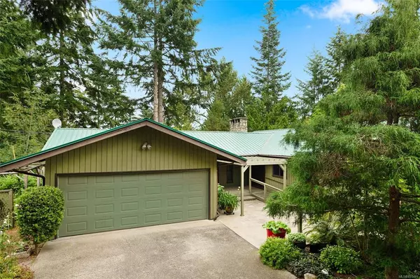 Salt Spring, BC V8K 1J9,104 Forest Hill Pl