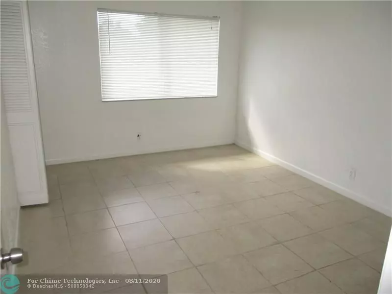 5802 NW 21st St  #37B, Lauderhill, FL 33313