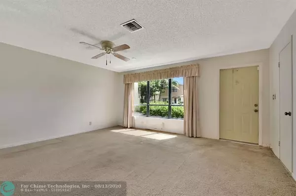 Pompano Beach, FL 33064,3370 Beau Rivage Dr  #D3