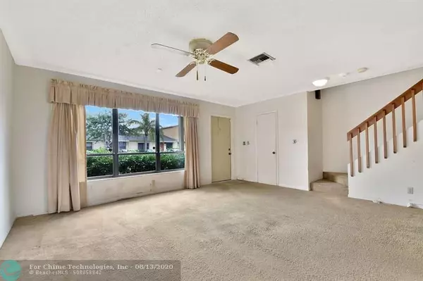 Pompano Beach, FL 33064,3370 Beau Rivage Dr  #D3