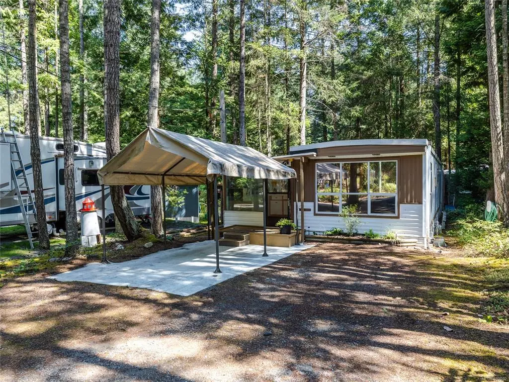 Lantzville, BC V0R 2H0,7071 Lantzville Rd #8