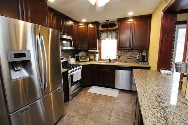 12 Bryson AVE, Staten Island, NY 10302