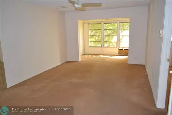 Deerfield Beach, FL 33441,608 SW Natura Blvd  #308