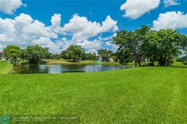 Pembroke Pines, FL 33025,820 S Hollybrook Dr  #209