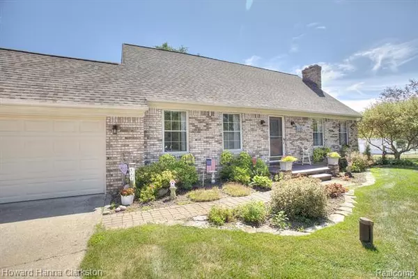 White Lake Twp, MI 48386,881 GOLDEN DR