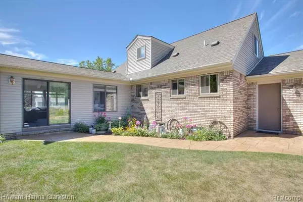 White Lake Twp, MI 48386,881 GOLDEN DR