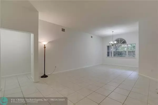 Davie, FL 33325,13955 S Cypress Cove Cir