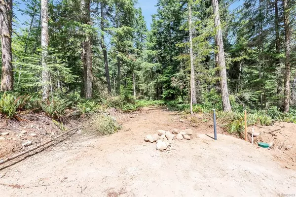 Quadra Island, BC V0P 1N0,950 Heriot Bay Rd #SL 6