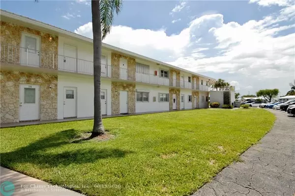 Pompano Beach, FL 33064,2850 W Golf Blvd  #109