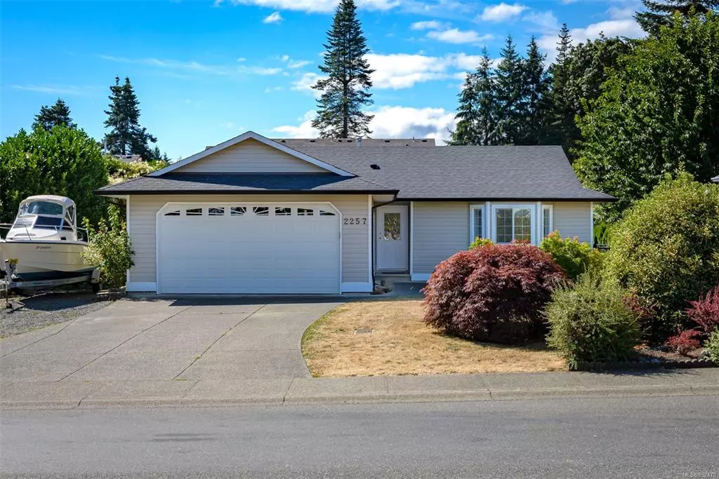 Comox, BC V9M 3Y2,2257 Bolt Ave