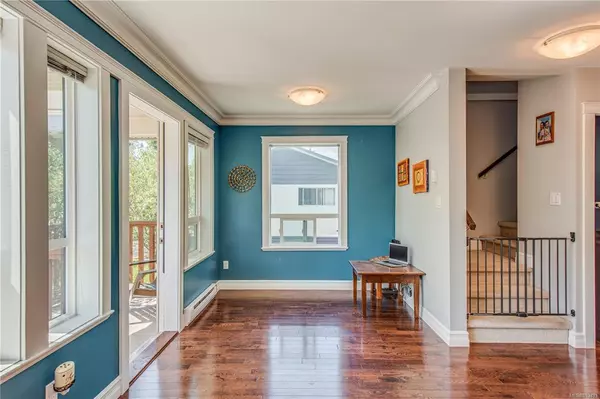 Langford, BC V9B 3E5,827 Arncote Ave #102