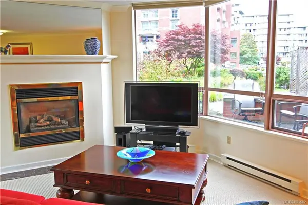 636 Montreal St #101, Victoria, BC V8V 4Y1