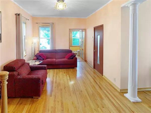 Brooklyn, NY 11209,3738 Cypress AVE
