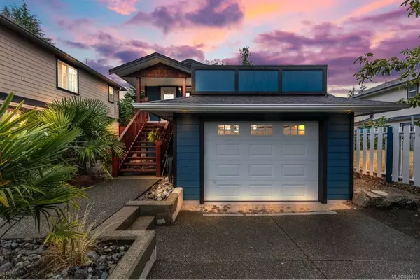 Langford, BC V9B 6C2,697 Goldie Ave