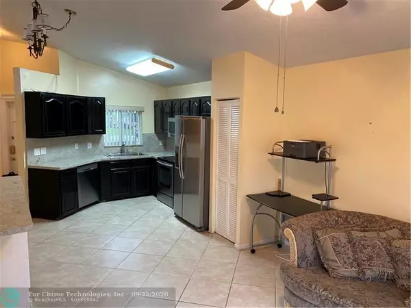 Pembroke Pines, FL 33029,295 SW 180th Ave