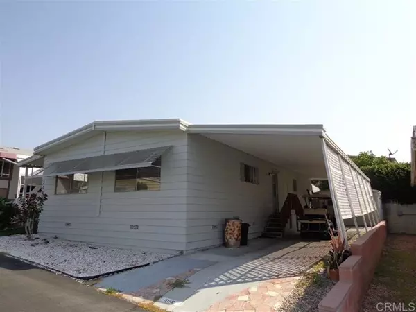 Oceanside, CA 92056,306 PICNIC VIEW LN