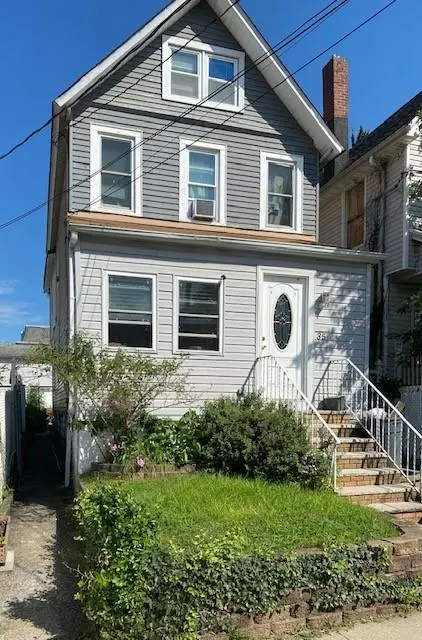 35 Union AVE, Staten  Island, NY 10303