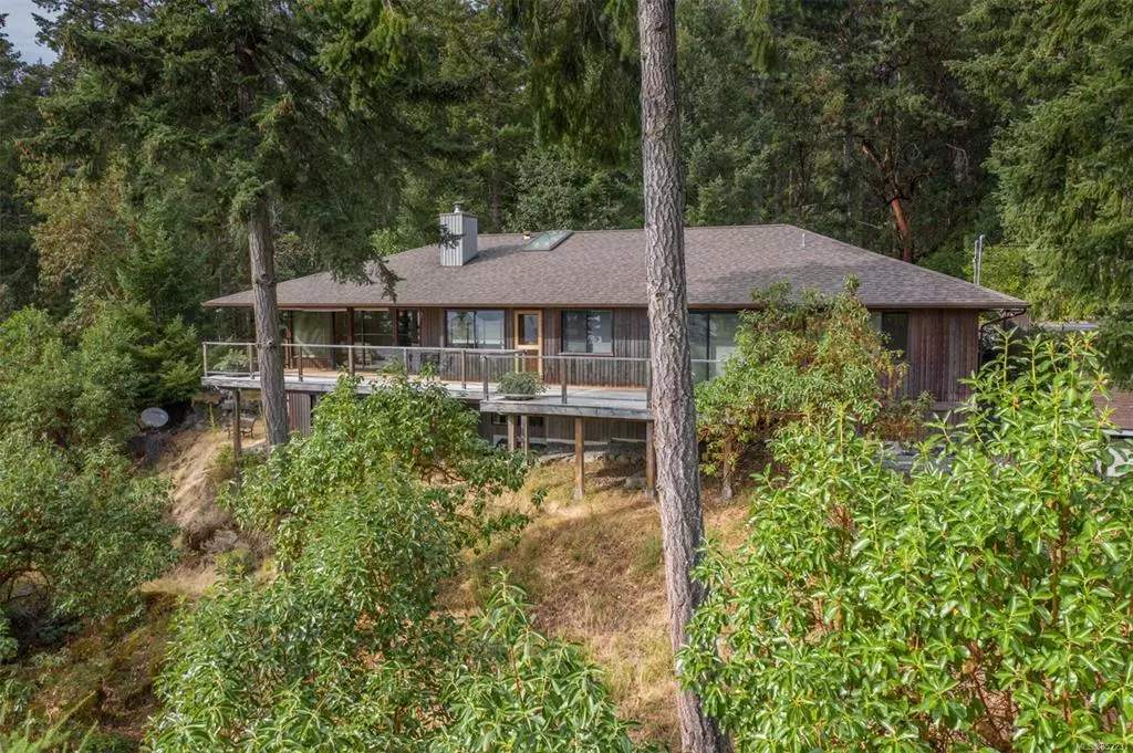 Salt Spring, BC V8K 1G1,263 Mountain View Dr