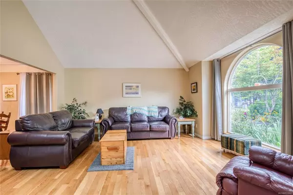 Cobble Hill, BC V0R 1L4,3581 Sitka Way