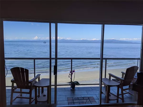 Qualicum Beach, BC V9K 2H2,3035 Island Hwy W #8