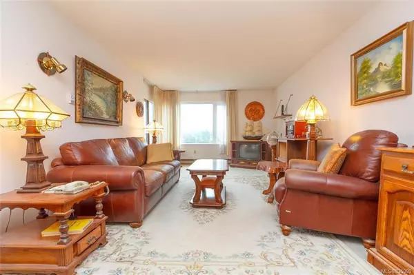 Victoria, BC V9A 6Z2,103 Gorge Rd E #606