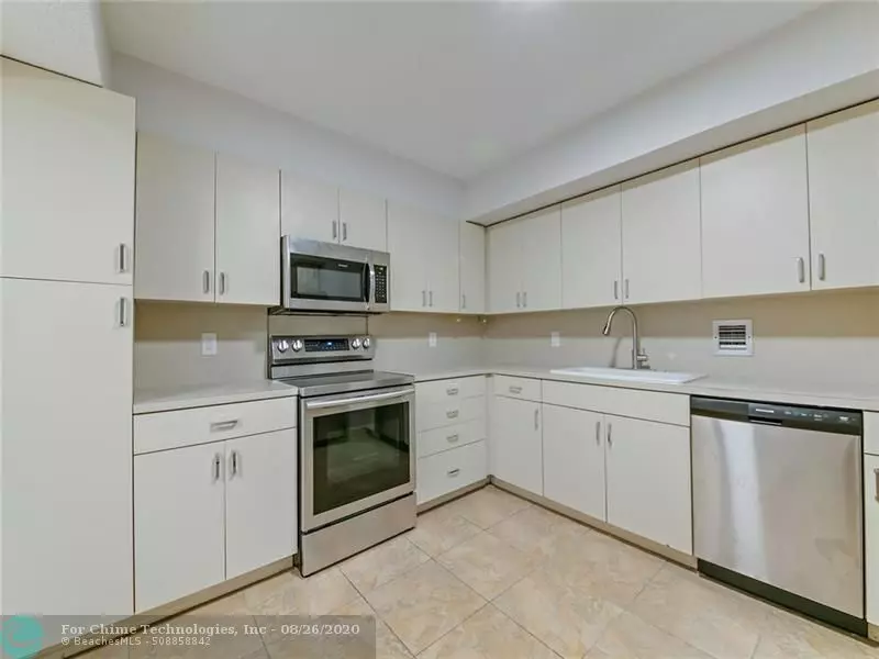 2810 N 46th Ave  #662F, Hollywood, FL 33021