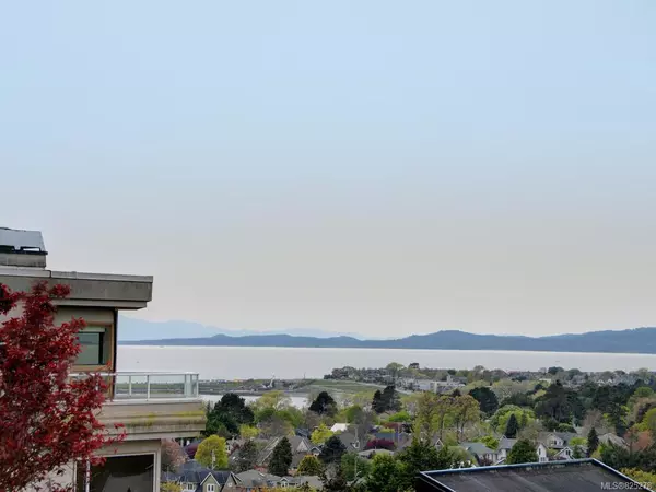 Victoria, BC V8S 4J5,1969 Fairfield Pl