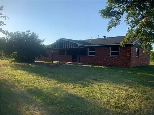 11500 SW 74th Street, Minco, OK 73059