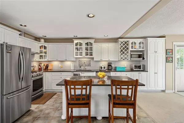 Langford, BC V9B 6A6,2691 Silverstone Way