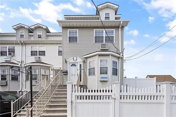 107-12 164 PL, Jamaica, NY 11433