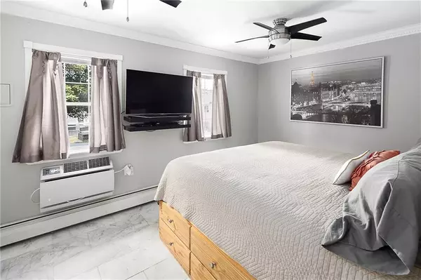 Jamaica, NY 11433,107-12 164 PL