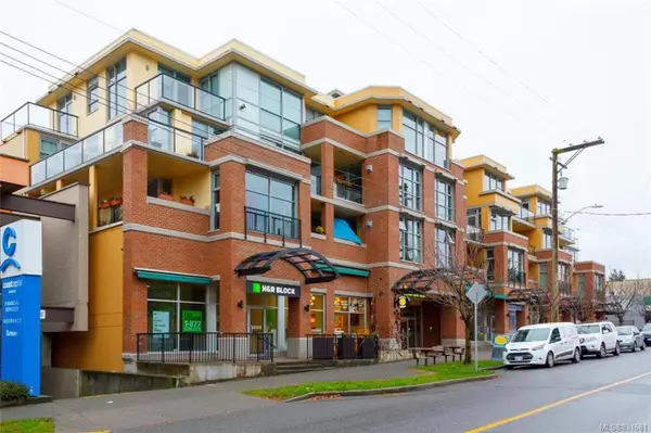 Victoria, BC V8V 2G6,225 Menzies St #302