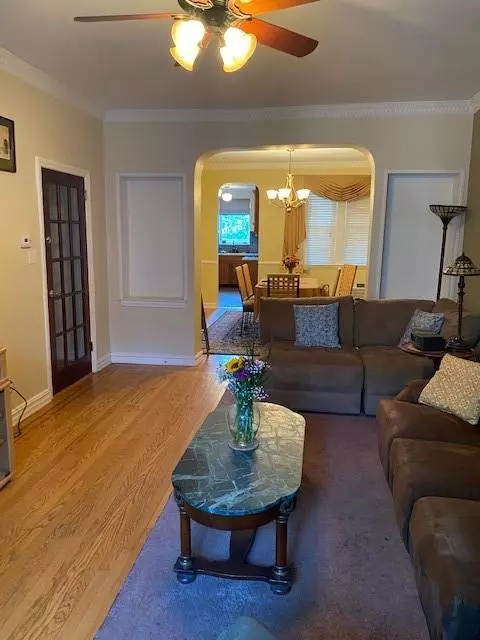 Brooklyn, NY 11209,218 Bay Ridge Pkwy