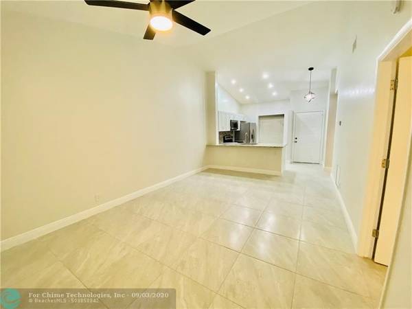 Oakland Park, FL 33309,2780 S Oakland Forest Dr  #1405