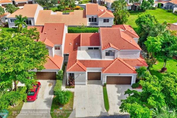 10475 Lake Vista Circle, Boca Raton, FL 33498