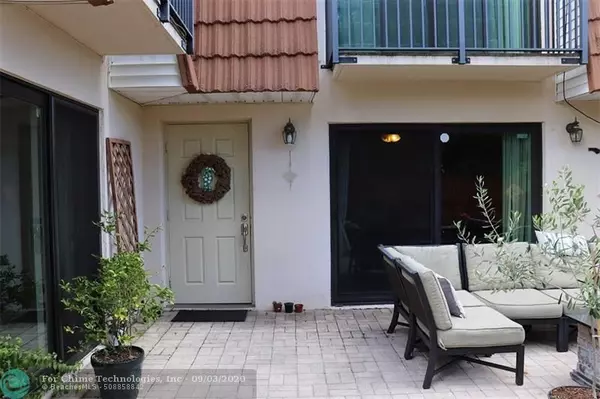 Deerfield Beach, FL 33442,2963 SW 11 Place