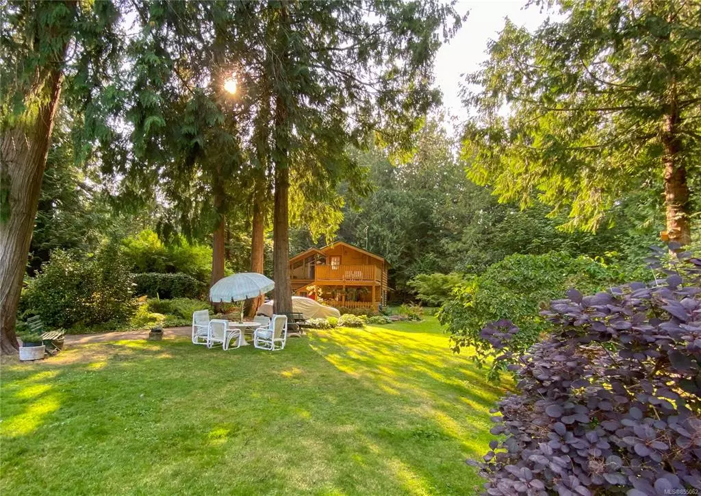 Gabriola Island, BC V0R 1X4,595 Wildwood Cres