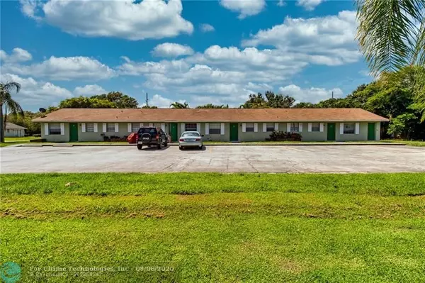 570 13th Place, Vero Beach, FL 32960