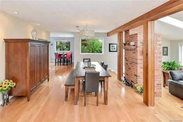 Colwood, BC V9C 3N2,3448 Fulton Rd