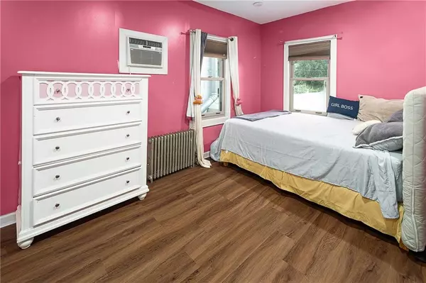 Brooklyn, NY 11236,1332 East 98 ST